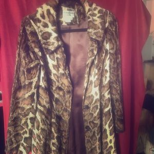 Camel print Charles Gray Trench